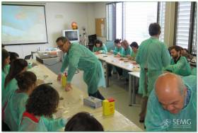 La SEMG inicia en t&eacute;cnicas de Cirug&iacute;a Menor a residentes de Medicina de Familia de Valladolid