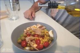 La responsable de Nutrici&oacute;n de la SEMG destaca la importancia de la alimentaci&oacute;n como v&iacute;a de hidrataci&oacute;n en verano